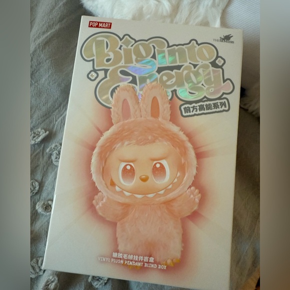 Pop Mart Big Into Energy Labubu- Hope - Picture 3 of 8